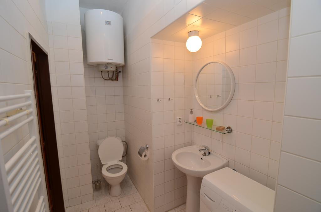 Apartments Karlin Praga Quarto foto