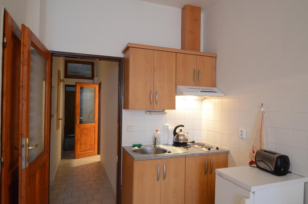 Apartments Karlin Praga Quarto foto