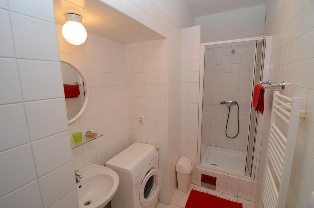 Apartments Karlin Praga Quarto foto